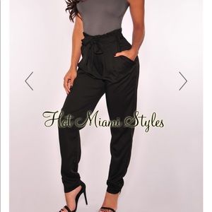 Hot Miami Styles Black High-Waist Belted Pants